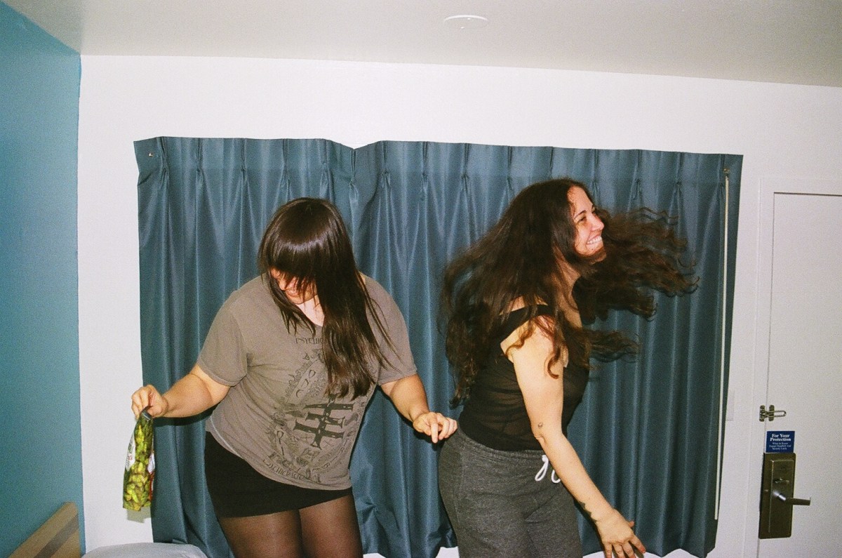 Hotel party, en route.